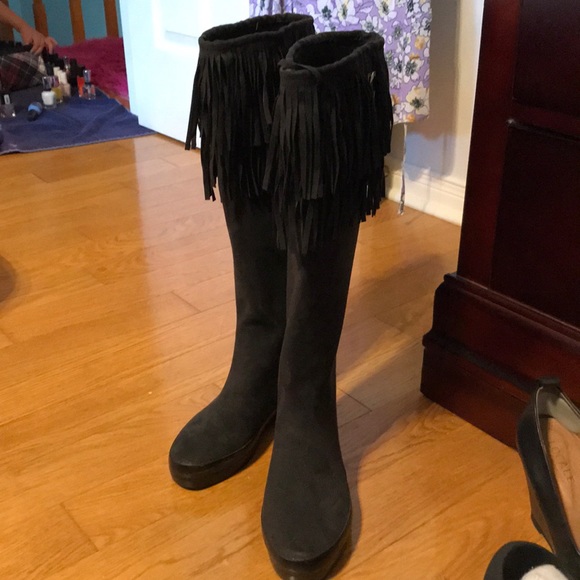 High boot with fringe - Picture 2 of 2